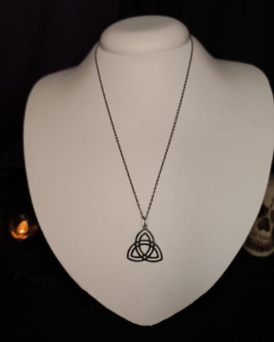 colar-gotico-triquetra-celta-no-da-trindade-prateado.jpg