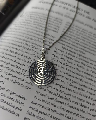 colar-gotico-roda-hekate-strophalos-mistico-prata.jpg